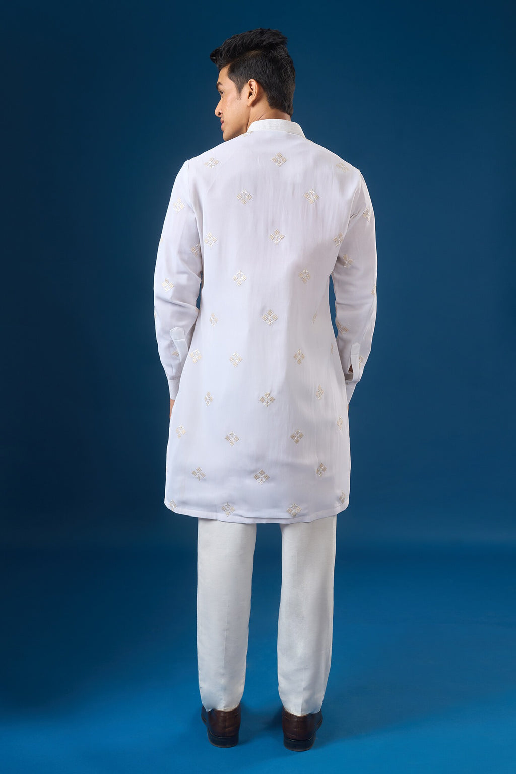 White Embroidered Kurta