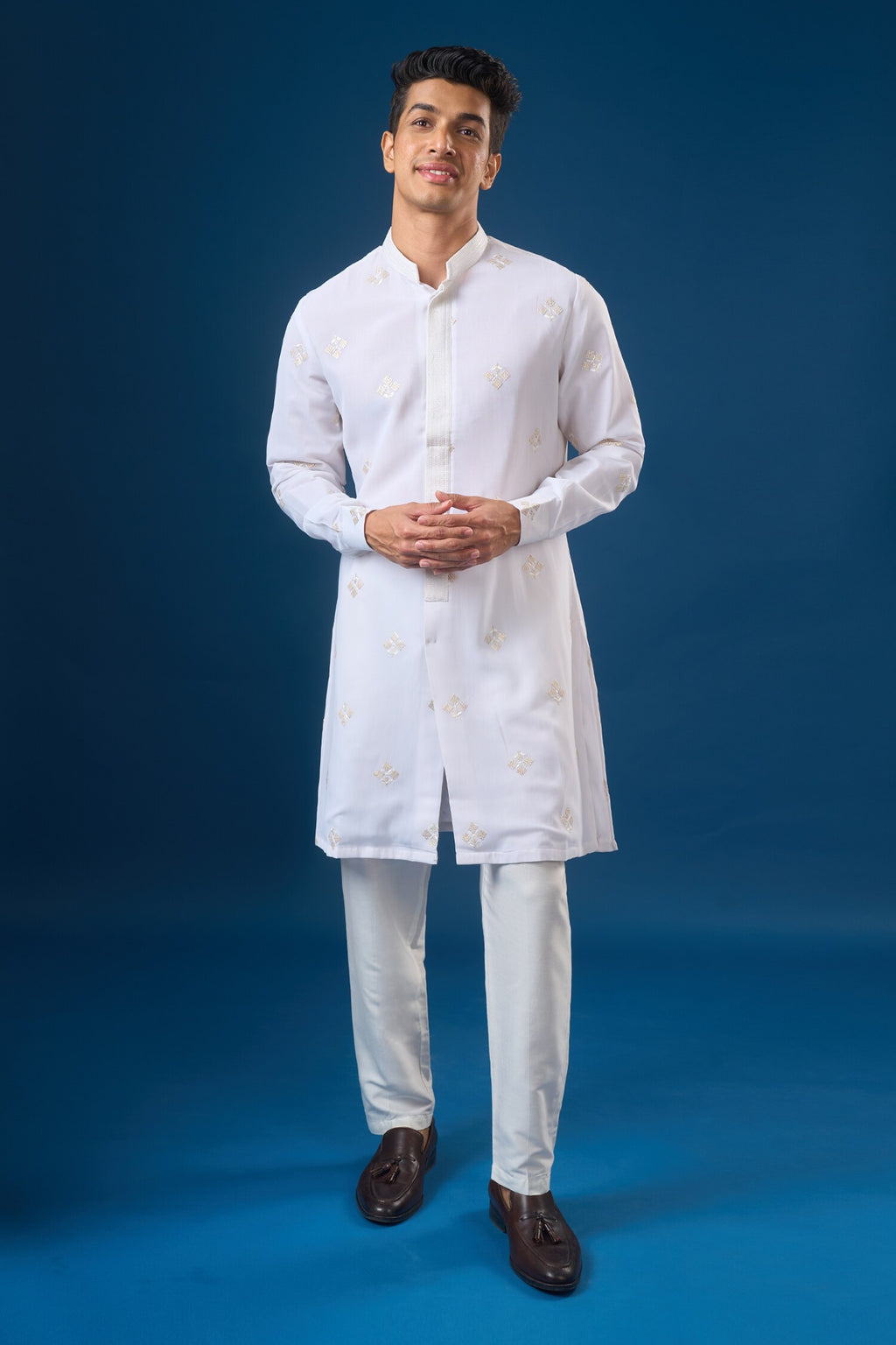 White Embroidered Kurta