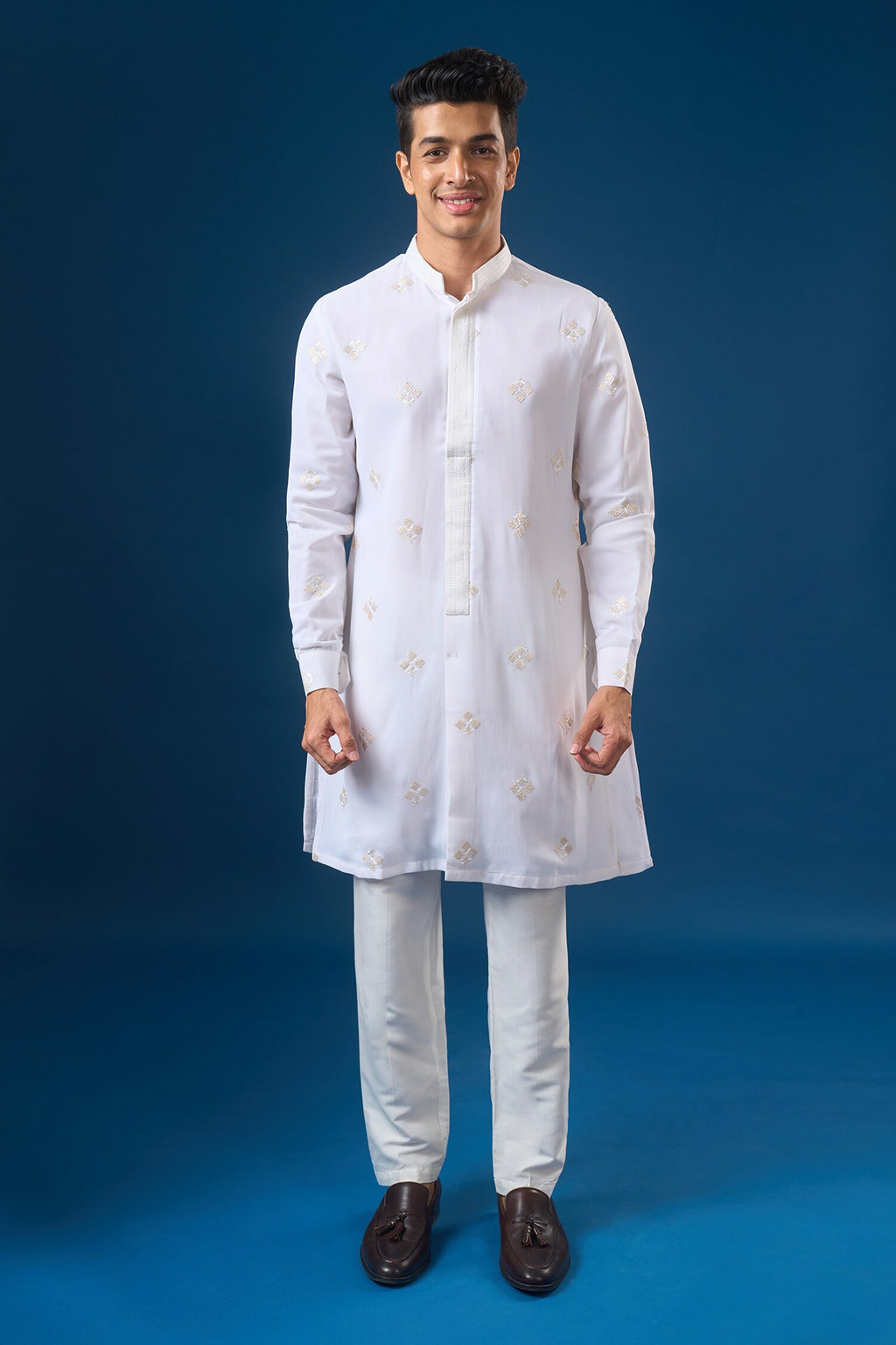 White Embroidered Kurta