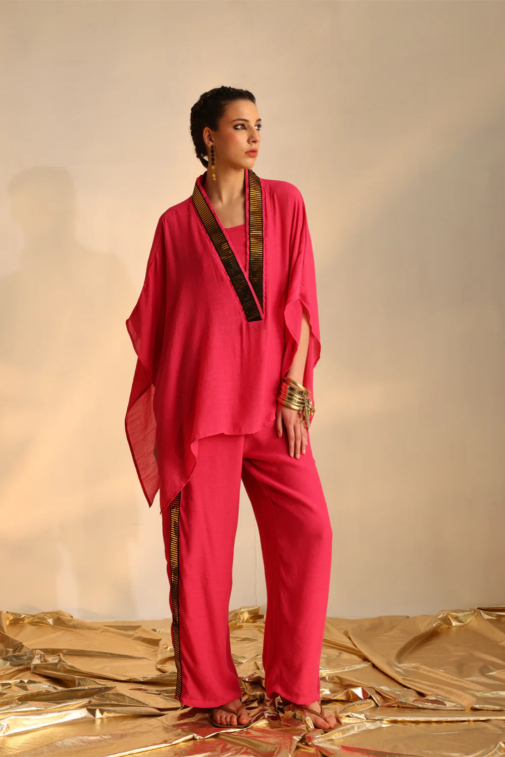 Multi-coloured yoke gather set