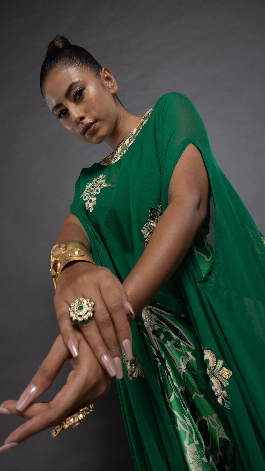 Green Embroidered Short Closed Neck Poncho with A Bustier and Floral Abstract Printed Drape Skirt