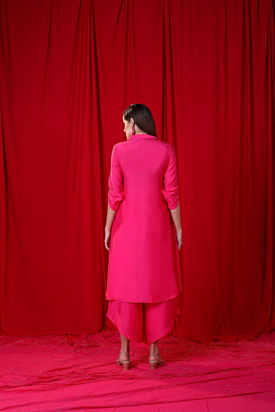 Embellished V Collar Twin Set