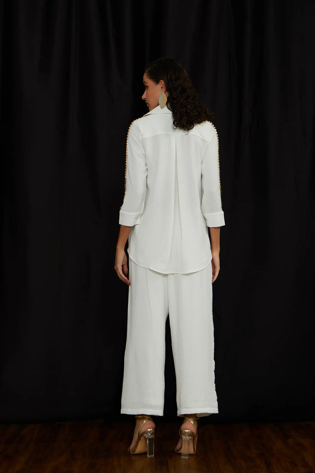 Four pocket shirt set