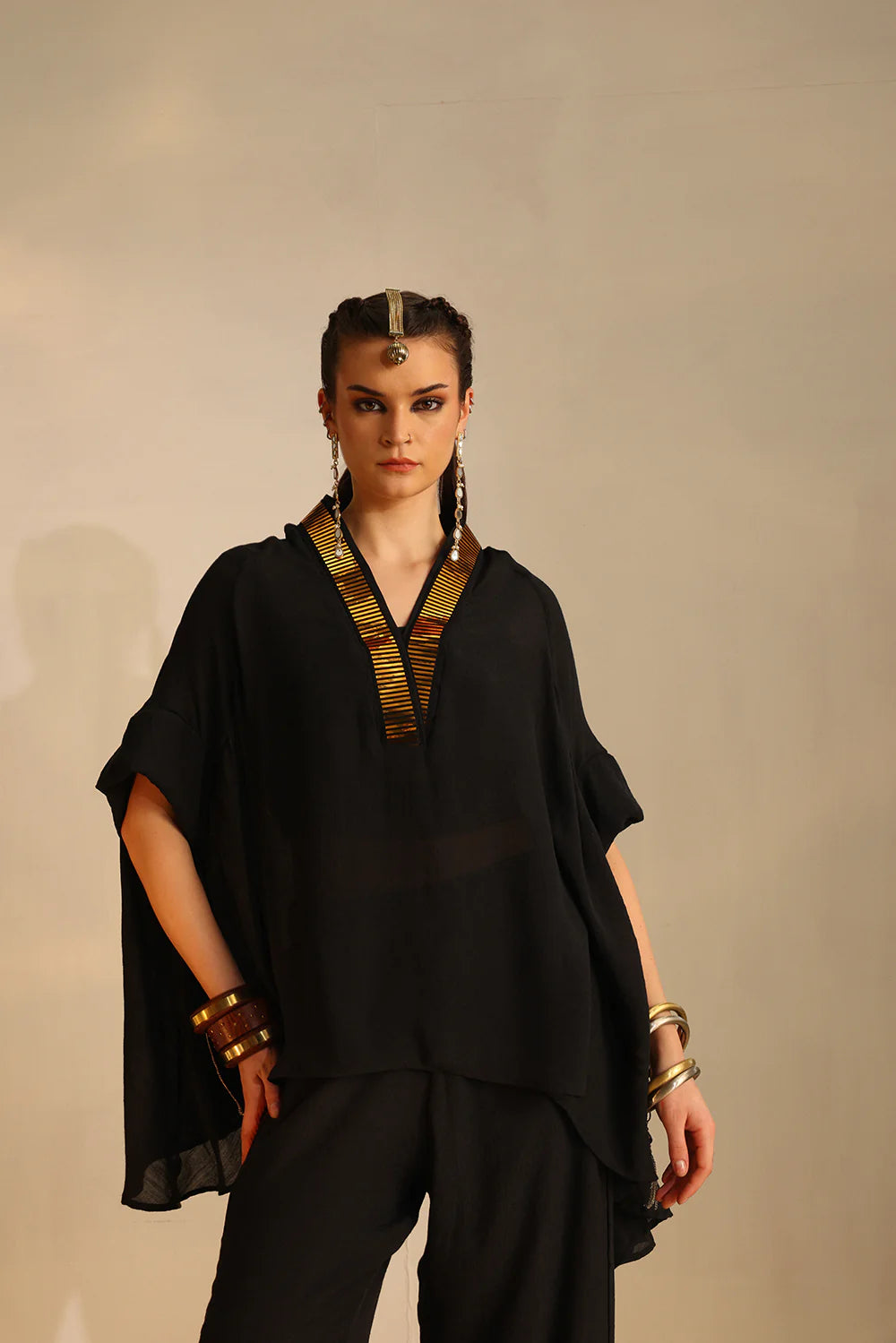 V-poncho foil twin set