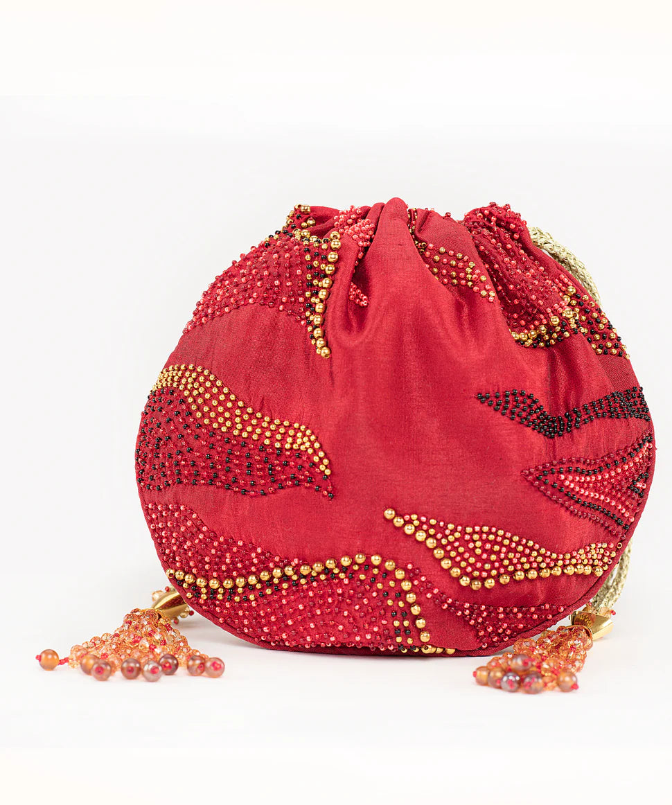 Miss Beth Scattershot - Red