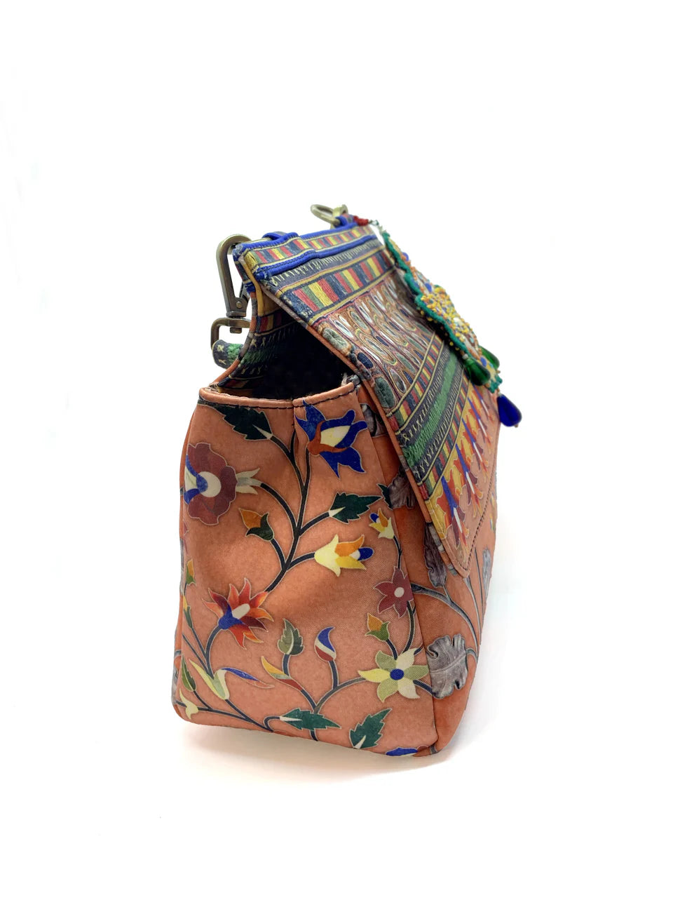 Kasturi : Peach Green