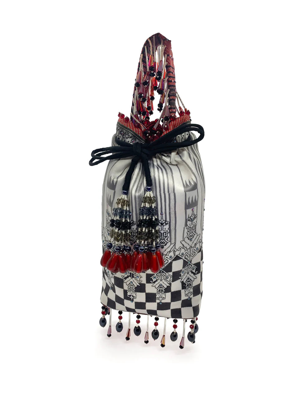 Elophia : Grey & White