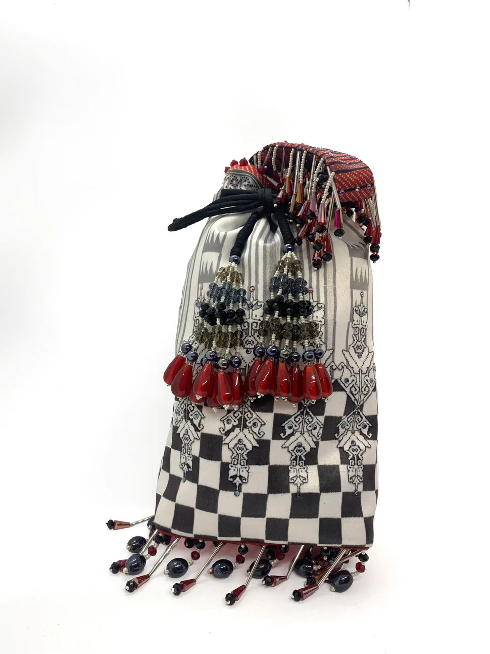 Elophia : Grey & White