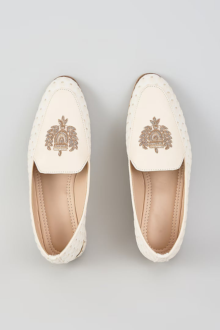 Ivory Lucknowi Crown Loafers